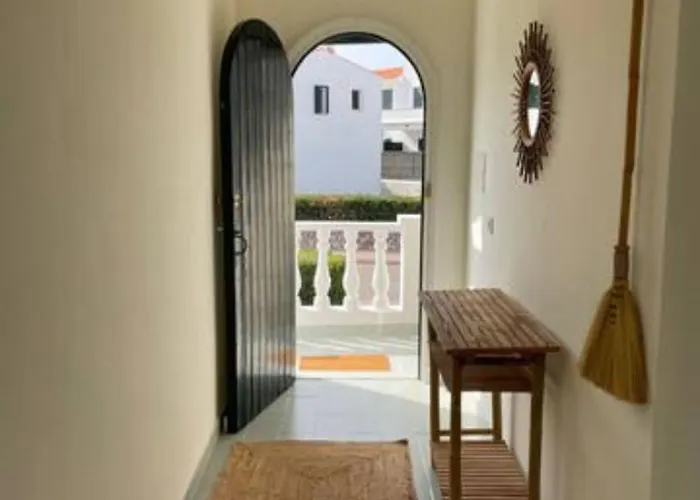 South アレナル・デン・カステル